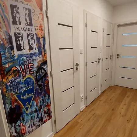 Vida, 3 Minutes Walk To The Center Apartmán *